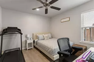 605 Adeline Dr, Burleson, TX 76028 - Photo 19