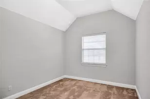2745 Bechtol St, Garland, TX 75042 - Photo 9
