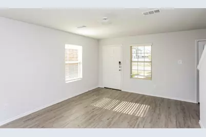 1600 Mark Lane, Ennis, TX 75119 - Photo 5