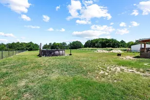 1235 Co Rd 1400, Ravenna, TX 75476 - Photo 27