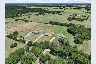 1235 County Road 1400, Ravenna, TX 75476 - Photo 33