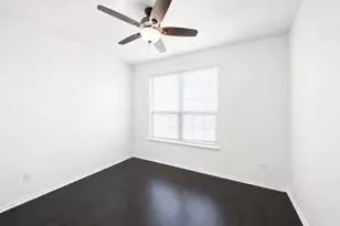 9113 Holliday Ln, Aubrey, TX 76227 - Photo 21