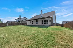 801 Taliaferro Trl, Springtown, TX 76082 - Photo 25