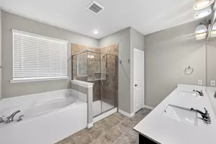 801 Taliaferro Trl, Springtown, TX 76082 - Photo 15