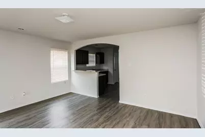 1407 Matthew Drive, Ennis, TX 75119 - Photo 7