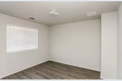 1407 Matthew Drive, Ennis, TX 75119 - Photo 11