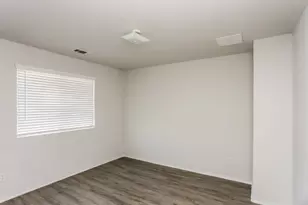 1407 Matthew Dr, Ennis, TX 75119 - Photo 11