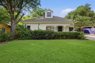 411 Poindexter Ave, Cleburne, TX 76033 - Photo 1