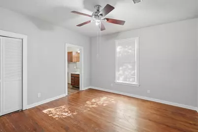 411 Poindexter Avenue, Cleburne, TX 76033 - Photo 13