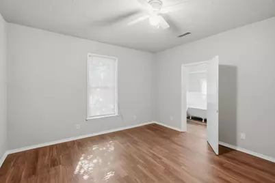 411 Poindexter Avenue, Cleburne, TX 76033 - Photo 19