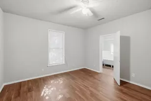 411 Poindexter Ave, Cleburne, TX 76033 - Photo 19
