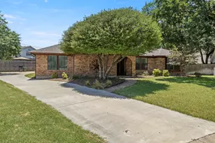 4812 Arabian Ct, Arlington, TX 76017 - Photo 3