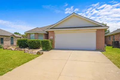 1422 Fairfield Drive, Forney, TX 75126 - Photo 3
