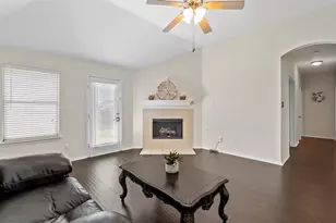 2356 Aurora Dr, Little Elm, TX 75068 - Photo 5