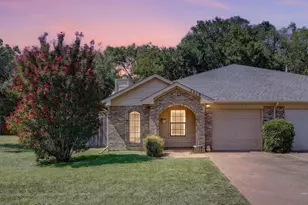 1613 19th St, Plano, TX 75074 - Photo 1