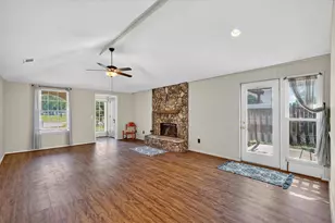 1613 19th St, Plano, TX 75074 - Photo 7