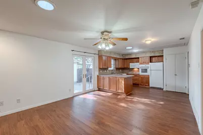 7021 Kingsbury Drive, Dallas, TX 75231 - Photo 9