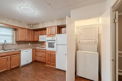 7021 Kingsbury Drive, Dallas, TX 75231 - Photo 7