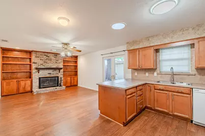 7021 Kingsbury Drive, Dallas, TX 75231 - Photo 3