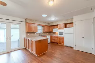 7021 Kingsbury Dr, Dallas, TX 75231 - Photo 5