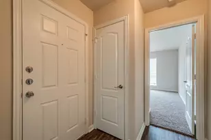 121 Cliff Height Cir, Dallas, TX 75241 - Photo 5