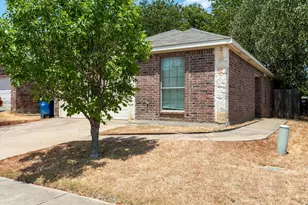 121 Cliff Height Cir, Dallas, TX 75241 - Photo 3