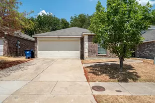 121 Cliff Height Cir, Dallas, TX 75241 - Photo 1