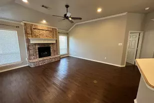 2751 Crystal Glenn Cir, Hurst, TX 76054 - Photo 11