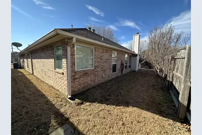 2751 Crystal Glenn Circle, Hurst, TX 76054 - Photo 25