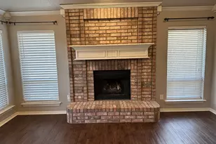 2751 Crystal Glenn Cir, Hurst, TX 76054 - Photo 9