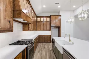 713 Allison, Van Alstyne, TX 75495 - Photo 11