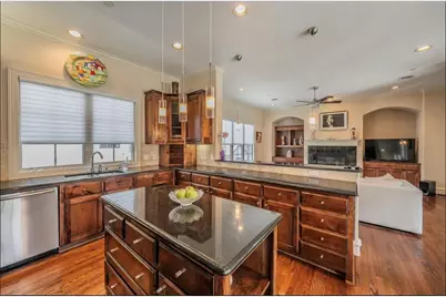 3827 Holland Avenue #B, Dallas, TX 75219 - Photo 3