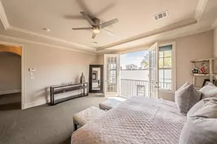 3827 Holland Ave, Dallas, TX 75219 - Photo 23