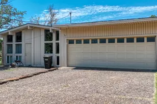 610 W Park Ave, Weatherford, TX 76086 - Photo 25