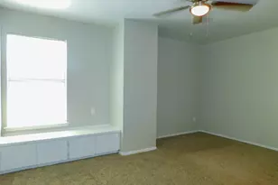 1137 Dallas Dr, Denton, TX 76205 - Photo 11