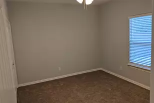1411 S Walnut St, Sherman, TX 75090 - Photo 9