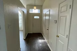 202 Chamblin Dr, Cedar Hill, TX 75104 - Photo 3