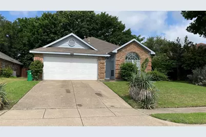 202 Chamblin Drive, Cedar Hill, TX 75104 - Photo 1