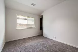 1157 Country Gln Dr, Godley, TX 76044 - Photo 17