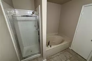 6421 Nellie Dr, Arlington, TX 76002 - Photo 11