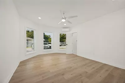 404 S Pearl Street, Trenton, TX 75490 - Photo 13