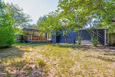 404 S Pearl Street, Trenton, TX 75490 - Photo 23