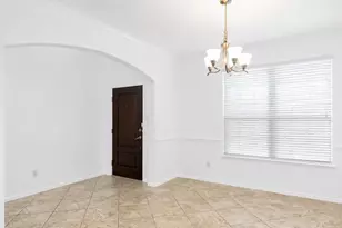 9113 Holliday Ln, Aubrey, TX 76227 - Photo 3