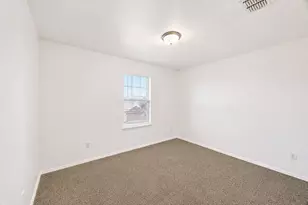 9113 Holliday Ln, Aubrey, TX 76227 - Photo 27