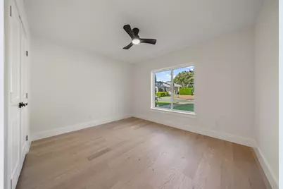 9406 Hilldale Drive, Dallas, TX 75231 - Photo 21