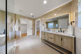 9406 Hilldale Dr, Dallas, TX 75231 - Photo 19
