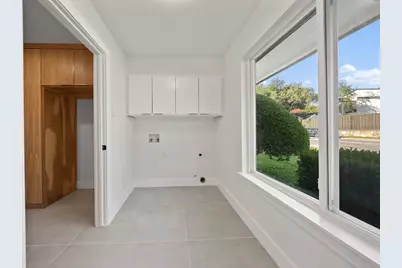 9406 Hilldale Drive, Dallas, TX 75231 - Photo 29
