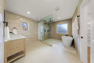 9406 Hilldale Dr, Dallas, TX 75231 - Photo 17