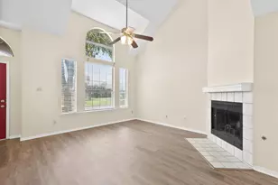 332 Kyle Dr, Coppell, TX 75019 - Photo 5