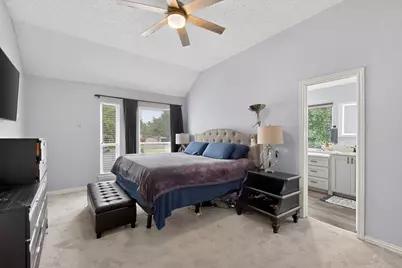233 Brittany Court, Euless, TX 76039 - Photo 17
